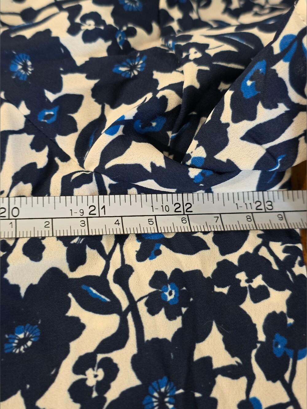 Max Studio blue and white floral peasant blouse Sz 1X - Picture 6 of 6